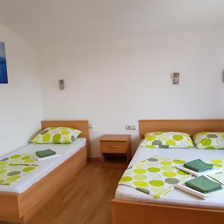 With Parking Space Viganj, Peljesac - 13241 * Kučište