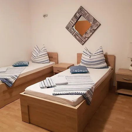 With Parking Space Viganj, Peljesac - 13241 Кучиште